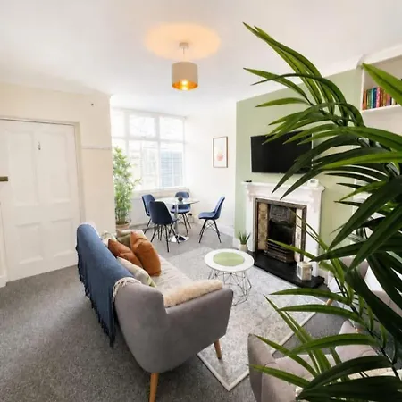 Retreat Sleeps 5