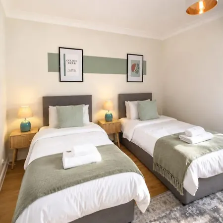 Retreat Sleeps 5